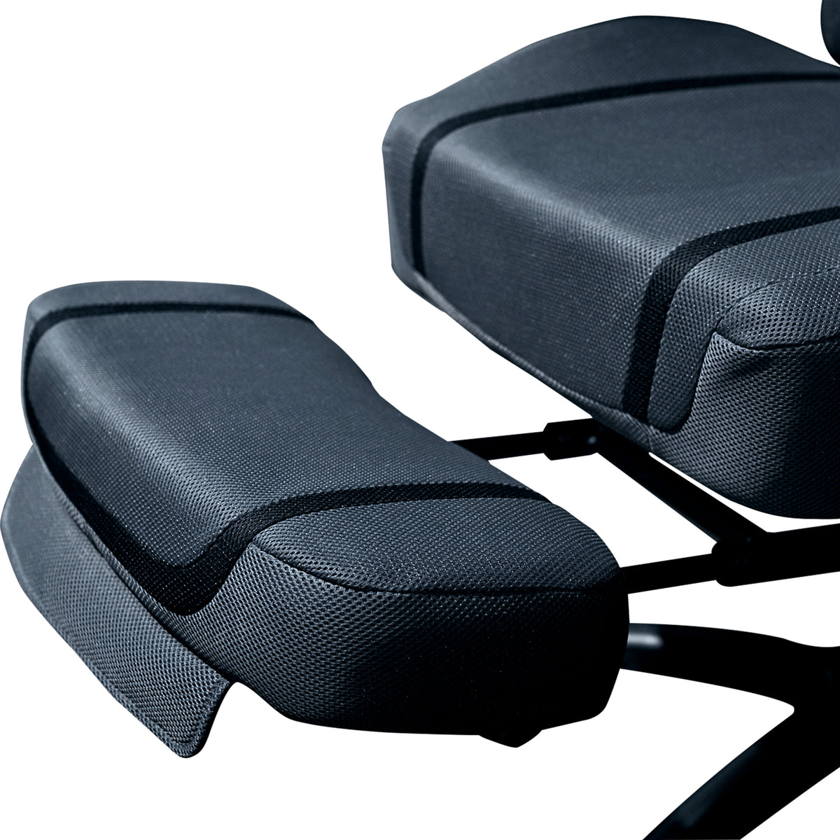 Fauteuil gaming Cooler Master Synk X - retour haptique immersif, sans fil, repose-jambes (Noir) - vue 4